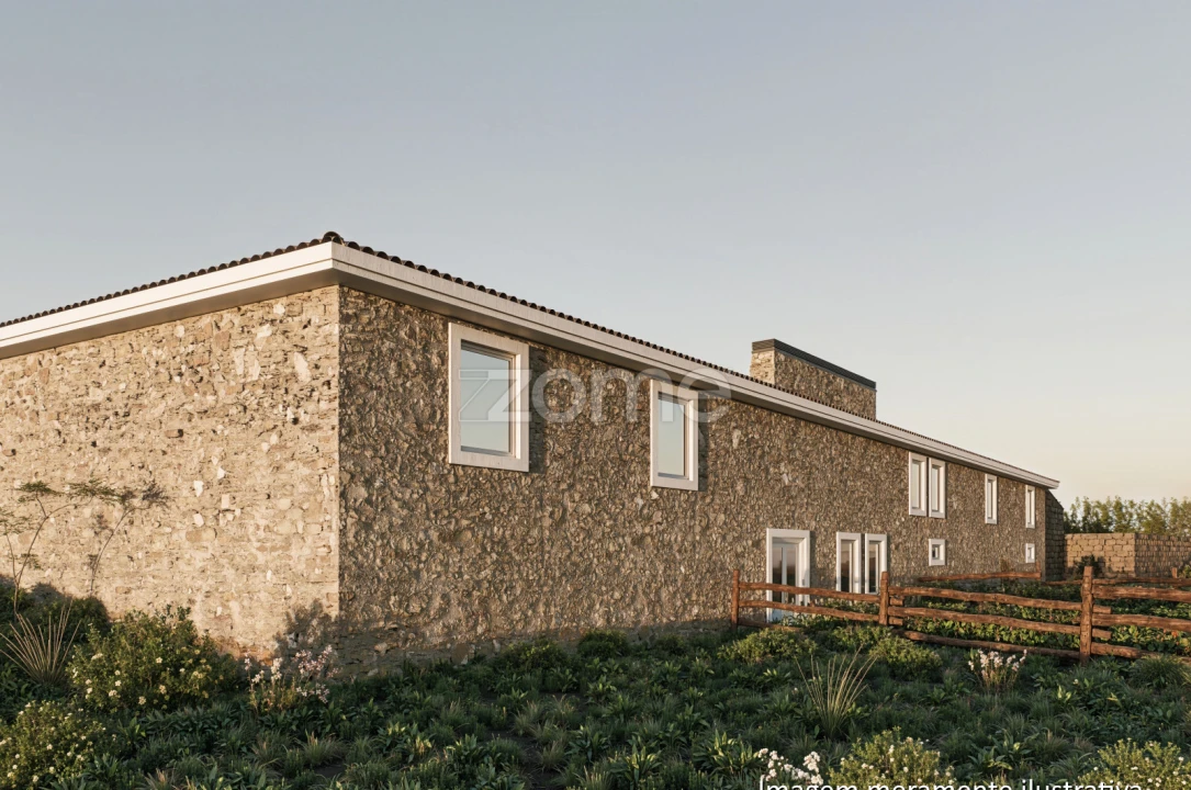 Moradia T4 para Venda em Rebordosa Foto 4