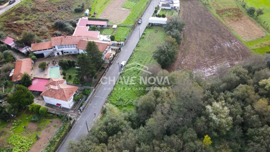 Terreno para Venda em Arcozelo Foto 3