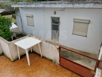 Moradia T4 para Venda em Loule (São Sebastião)
