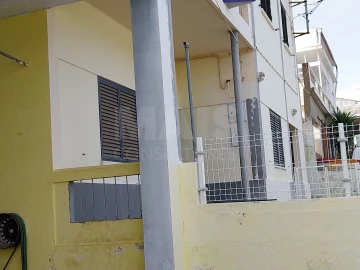 Moradia T4 para Venda em Loule (São Sebastião)