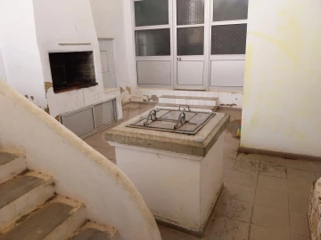 Moradia T4 para Venda em Loule (São Sebastião)