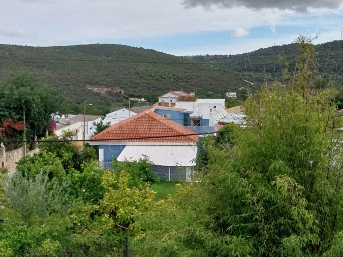 Moradia T4 para Venda em Loule (São Sebastião) Foto 6
