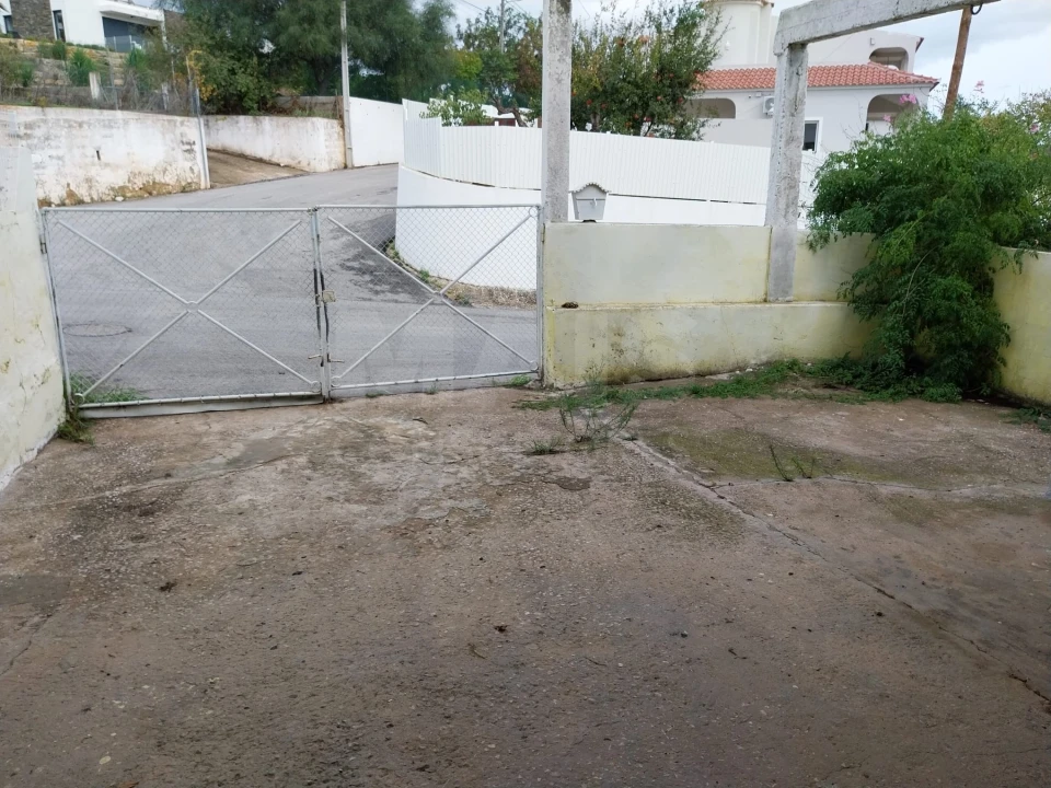 Moradia T4 para Venda em Loule (São Sebastião) Foto 9