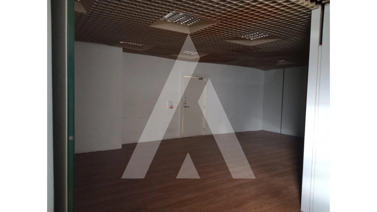 Loja para Venda em Cortegaça Foto 11