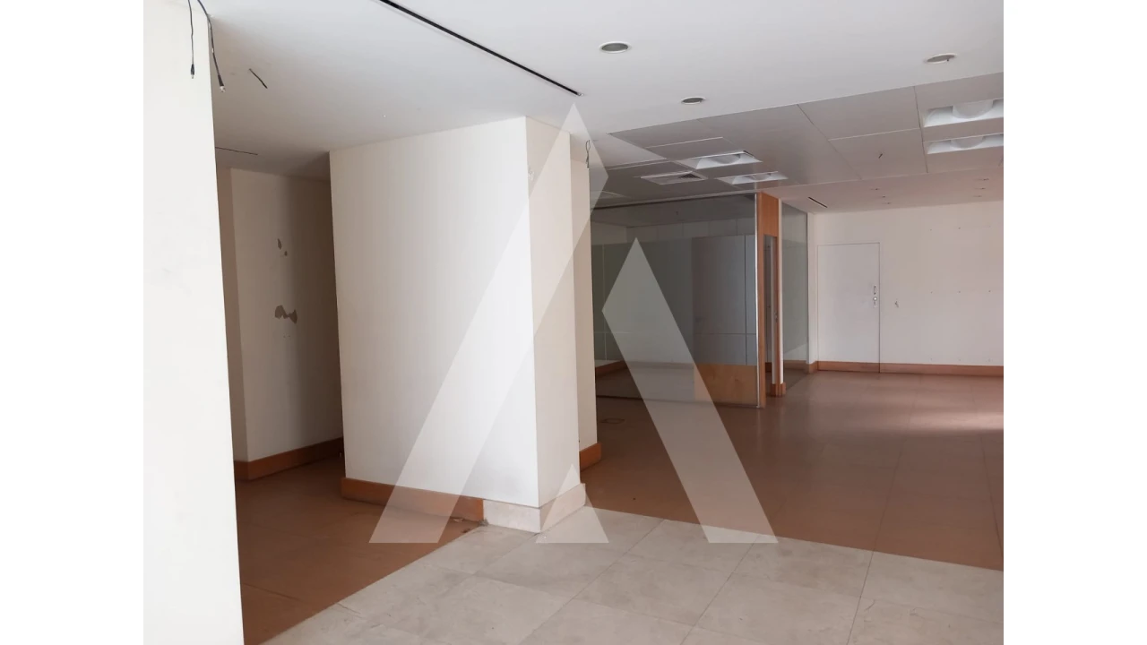 Loja para Venda em Cortegaça Foto 16