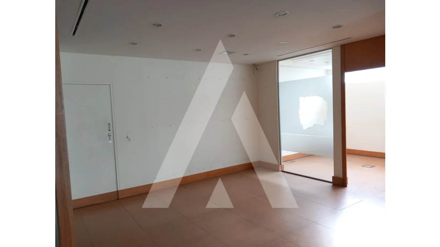 Loja para Venda em Cortegaça Foto 5