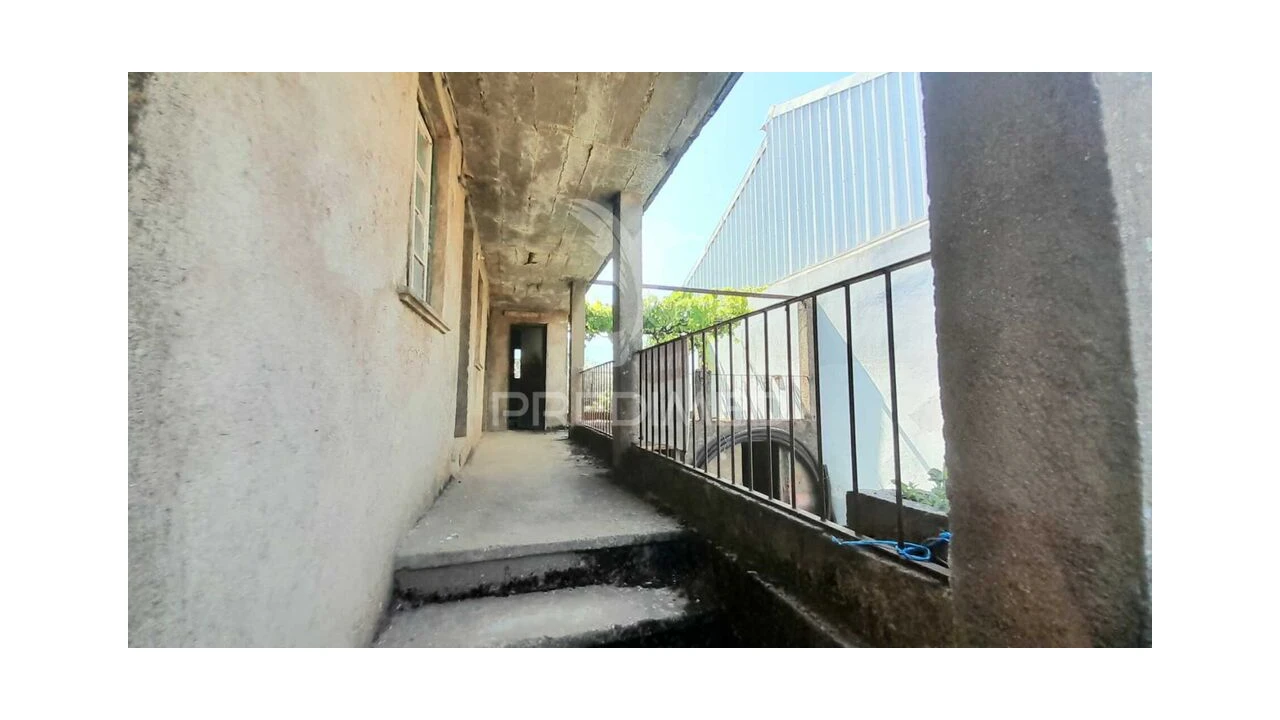 Moradia T3 para Venda em Souto da Casa Foto 8