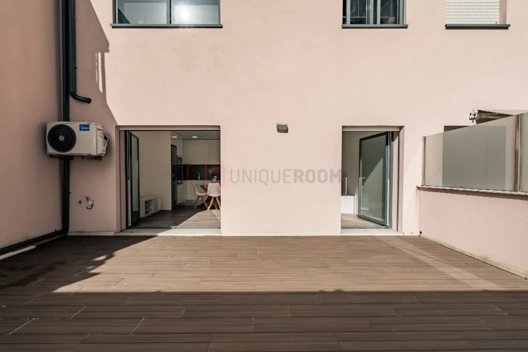 Apartamento T1 para Arrendamento em Braga (São José de São Lázaro e São João do Souto) Foto 17