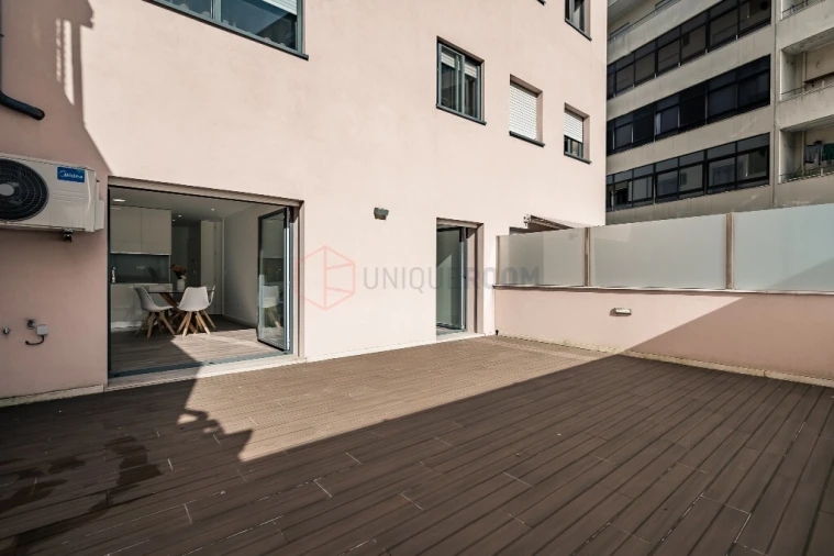 Apartamento T1 para Arrendamento em Braga (São José de São Lázaro e São João do Souto) Foto 16