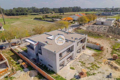 Moradia T4 para Venda em Santa Joana