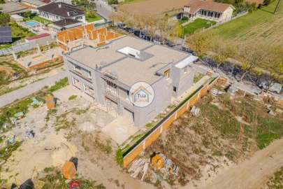 Moradia T4 para Venda em Santa Joana