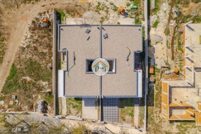 Moradia T4 para Venda em Santa Joana