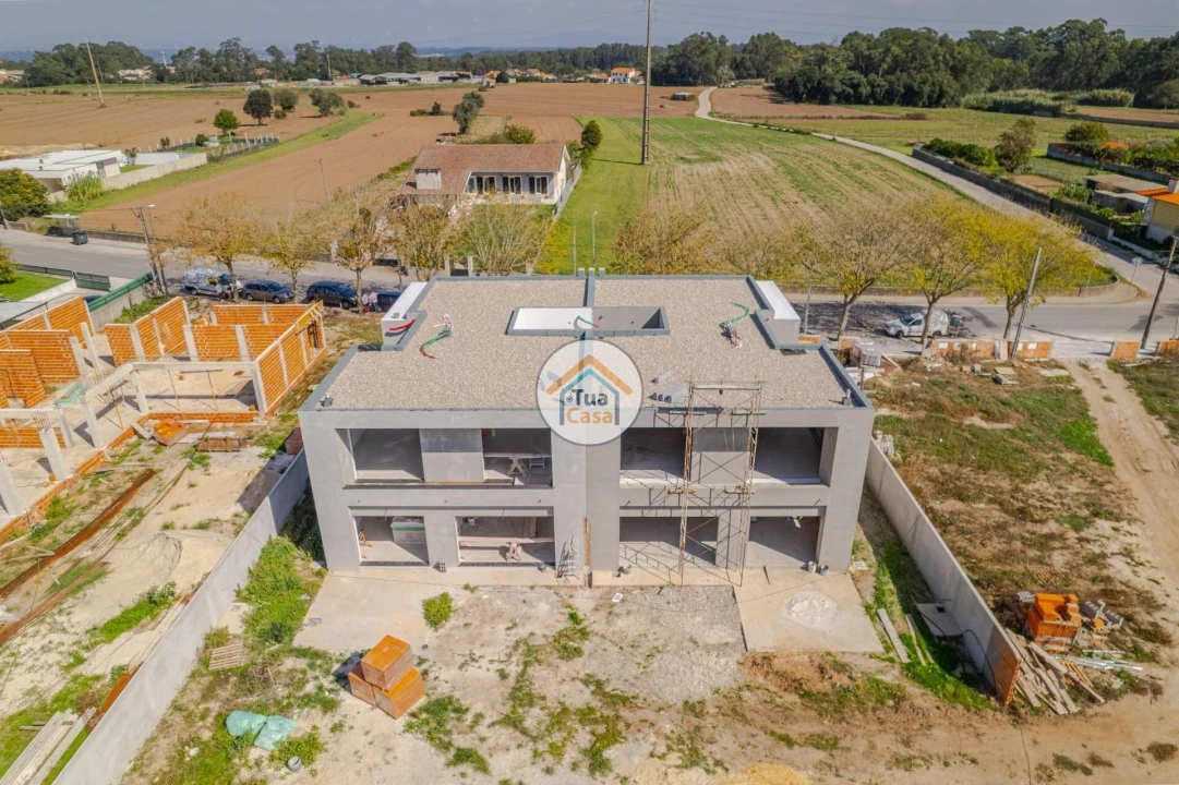 Moradia T4 para Venda em Santa Joana Foto 5