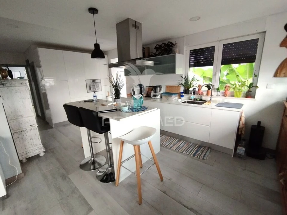 Moradia T4 para Venda em Algueirão-Mem Martins Foto 1