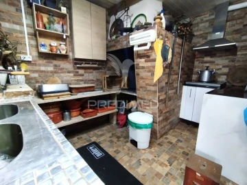 Moradia T4 para Venda em Algueirão-Mem Martins