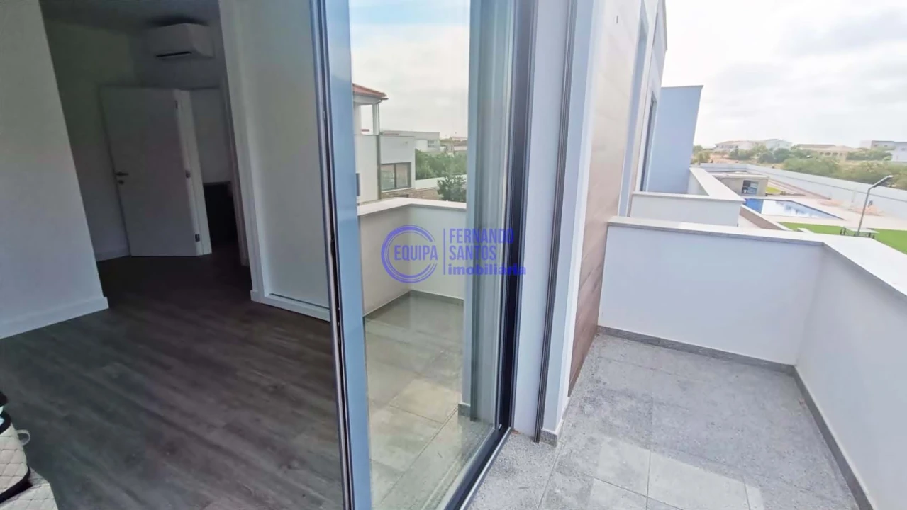 Moradia T3 para Venda em Albufeira e Olhos de Água Foto 19