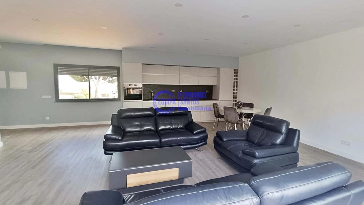 Moradia T3 para Venda em Albufeira e Olhos de Água Foto 3