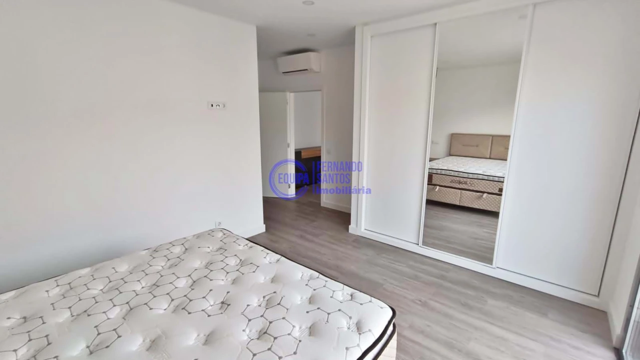 Moradia T3 para Venda em Albufeira e Olhos de Água Foto 15