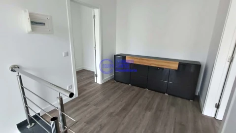 Moradia T3 para Venda em Albufeira e Olhos de Água