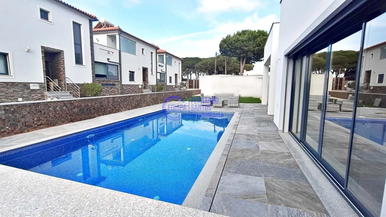 Moradia T3 para Venda em Albufeira e Olhos de Água Foto 11