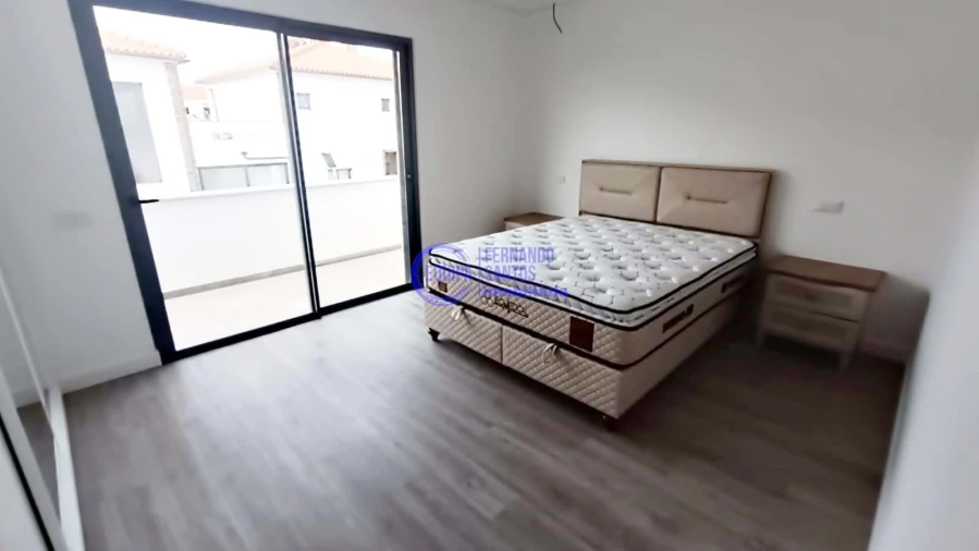Moradia T3 para Venda em Albufeira e Olhos de Água Foto 14