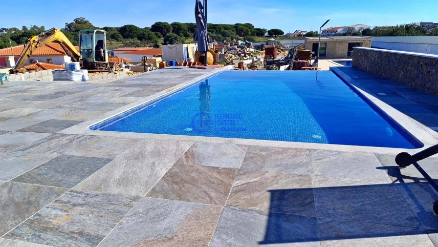 Moradia T3 para Venda em Albufeira e Olhos de Água Foto 9