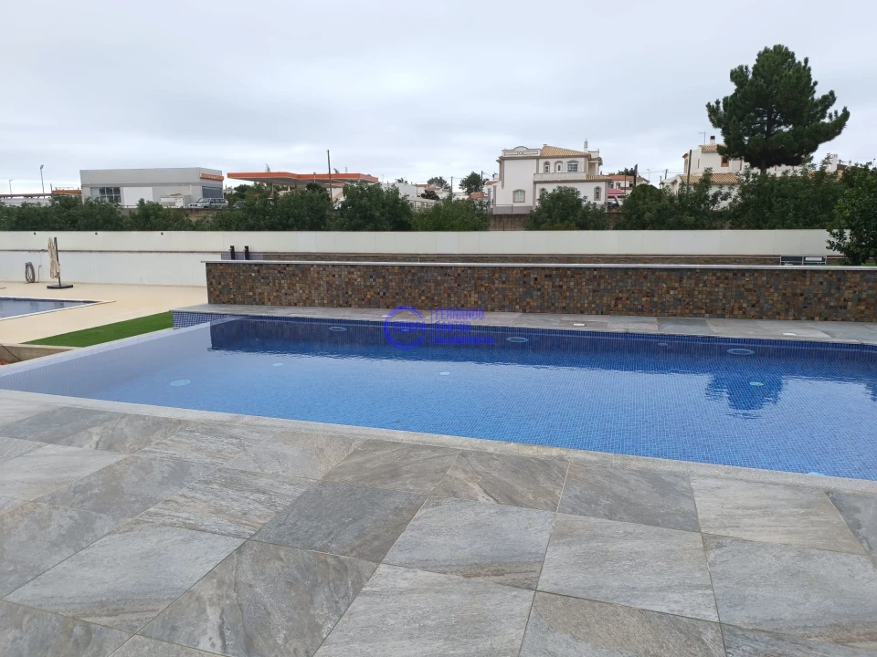 Moradia T3 para Venda em Albufeira e Olhos de Água Foto 11