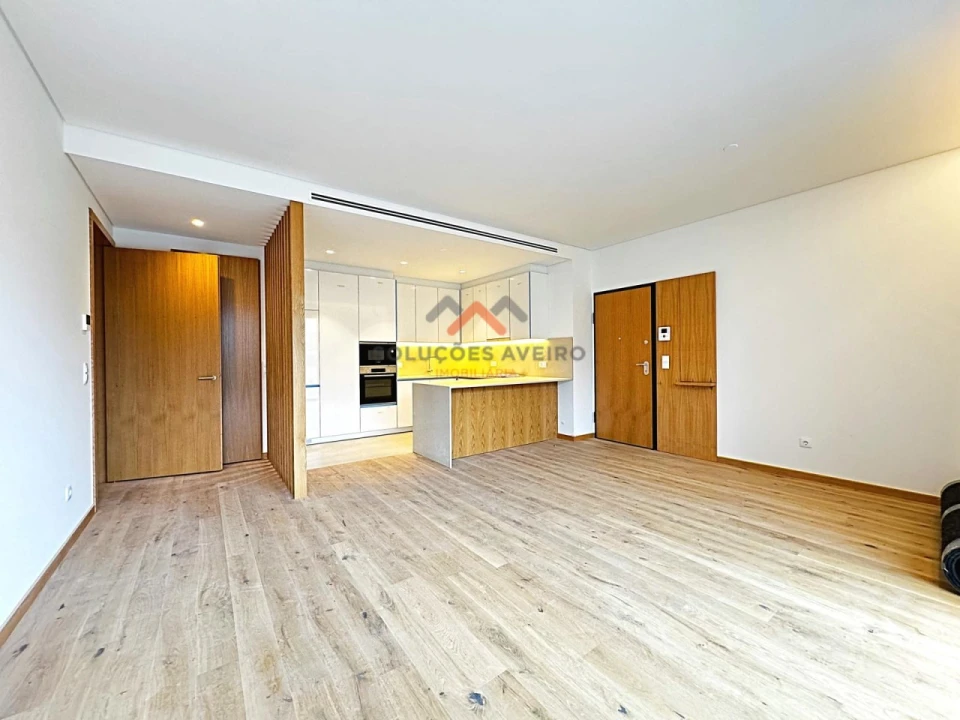 Apartamento T2 para Venda em Glória e Vera Cruz Foto 1