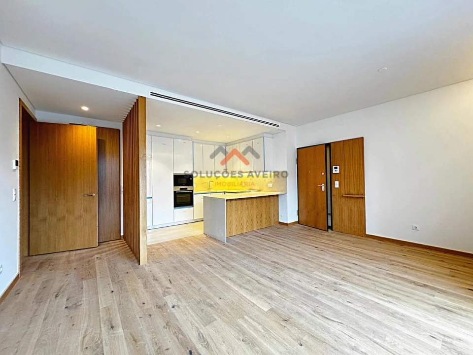 Apartamento T2 para Venda em Glória e Vera Cruz Foto 4