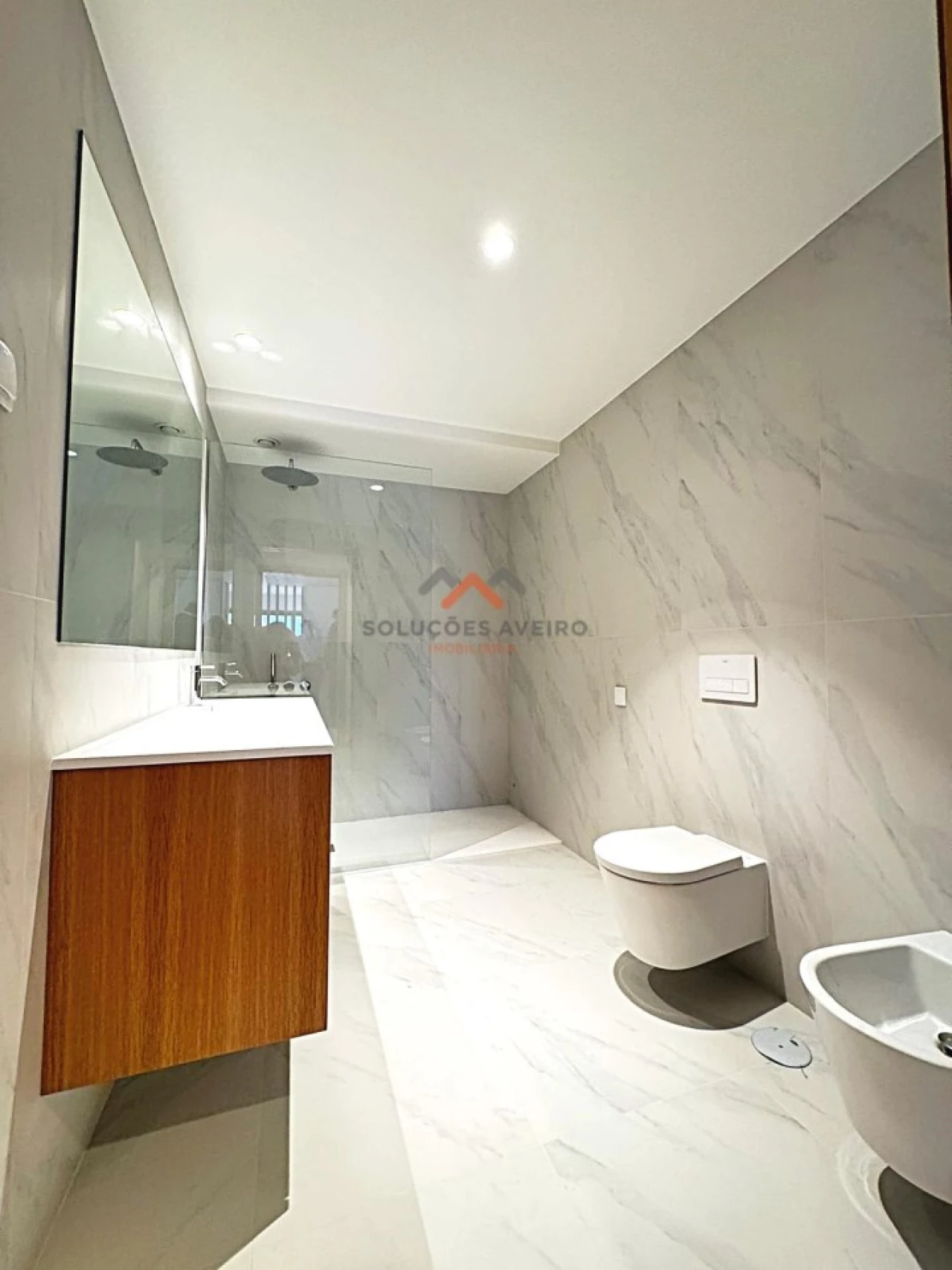 Apartamento T2 para Venda em Glória e Vera Cruz Foto 9