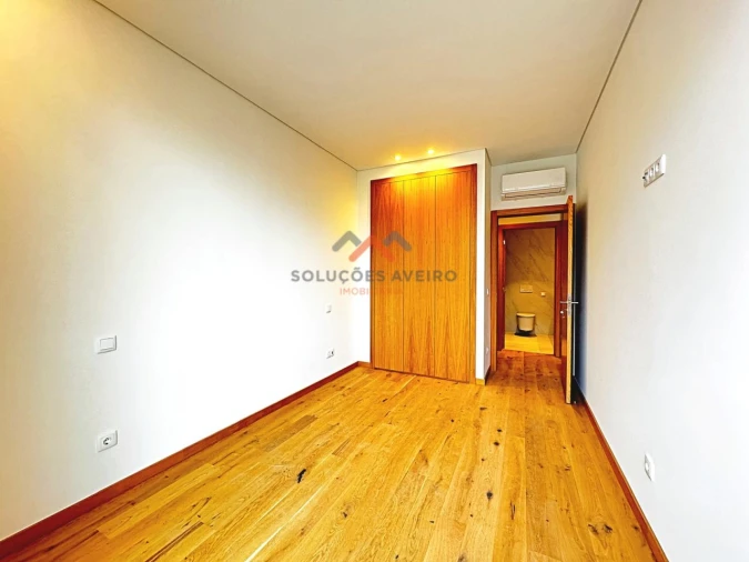 Apartamento T2 para Venda em Glória e Vera Cruz Foto 7