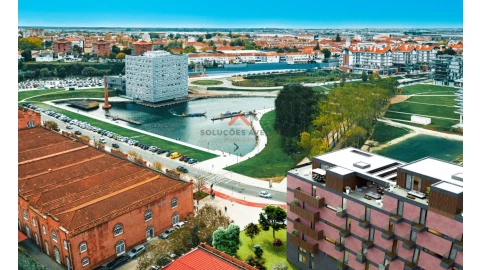 Apartamento T4 para Venda em Glória e Vera Cruz