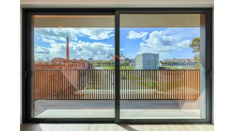 Apartamento T4 para Venda em Glória e Vera Cruz