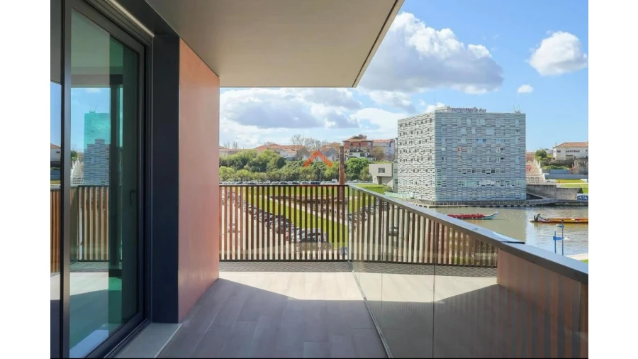 Apartamento T4 para Venda em Glória e Vera Cruz