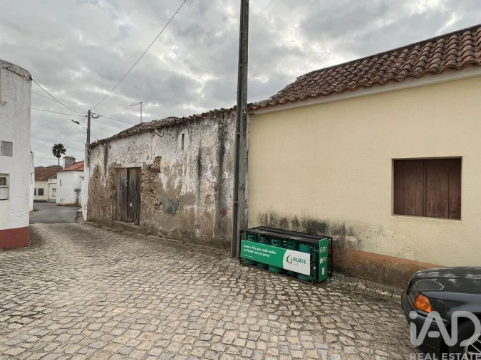 Moradia T1 para Venda em Turcifal Foto 17