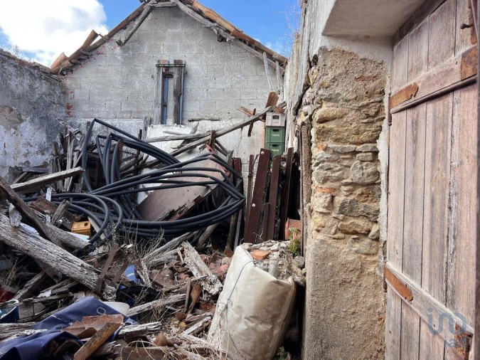 Moradia T1 para Venda em Turcifal Foto 4