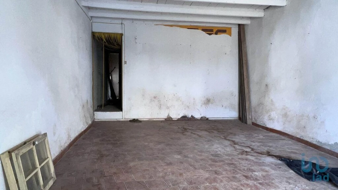 Moradia T1 para Venda em Turcifal Foto 15