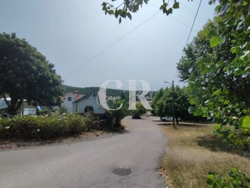 Moradia T3 para Venda em Castanheira de Pêra e Coentral