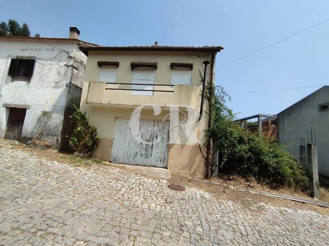 Moradia T3 para Venda em Castanheira de Pêra e Coentral Foto 3