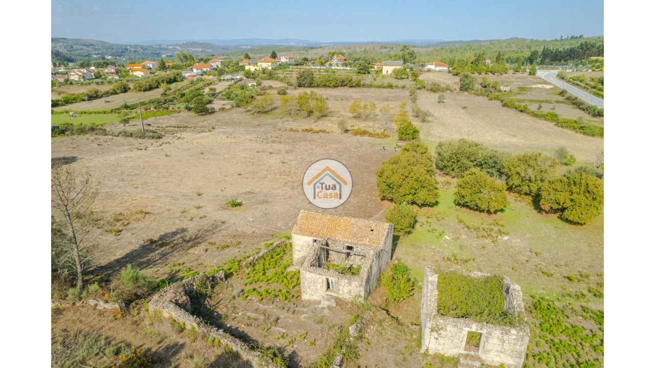 Quinta T1 para Venda em Tavares (Chãs, Várzea e Travanca) Foto 2