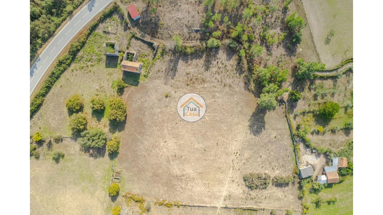 Quinta T1 para Venda em Tavares (Chãs, Várzea e Travanca) Foto 3