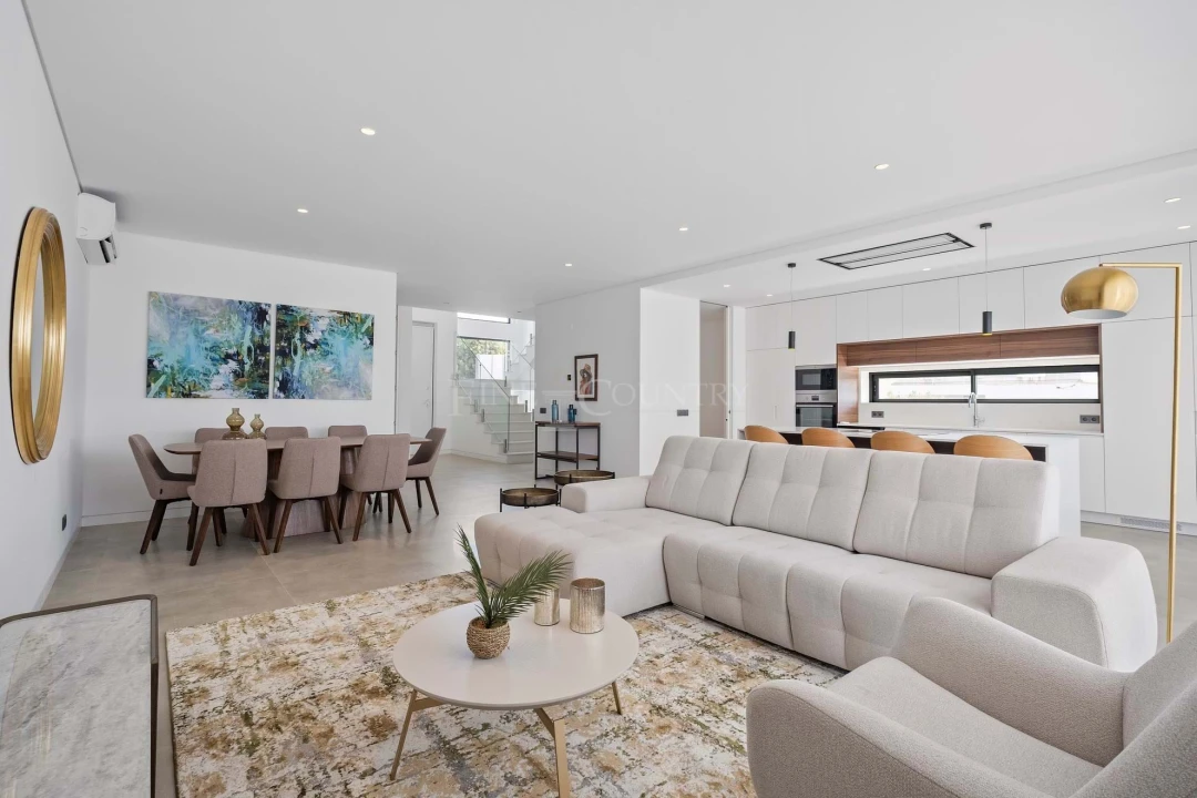 Apartamento T4 para Venda em Boliqueime Foto 6