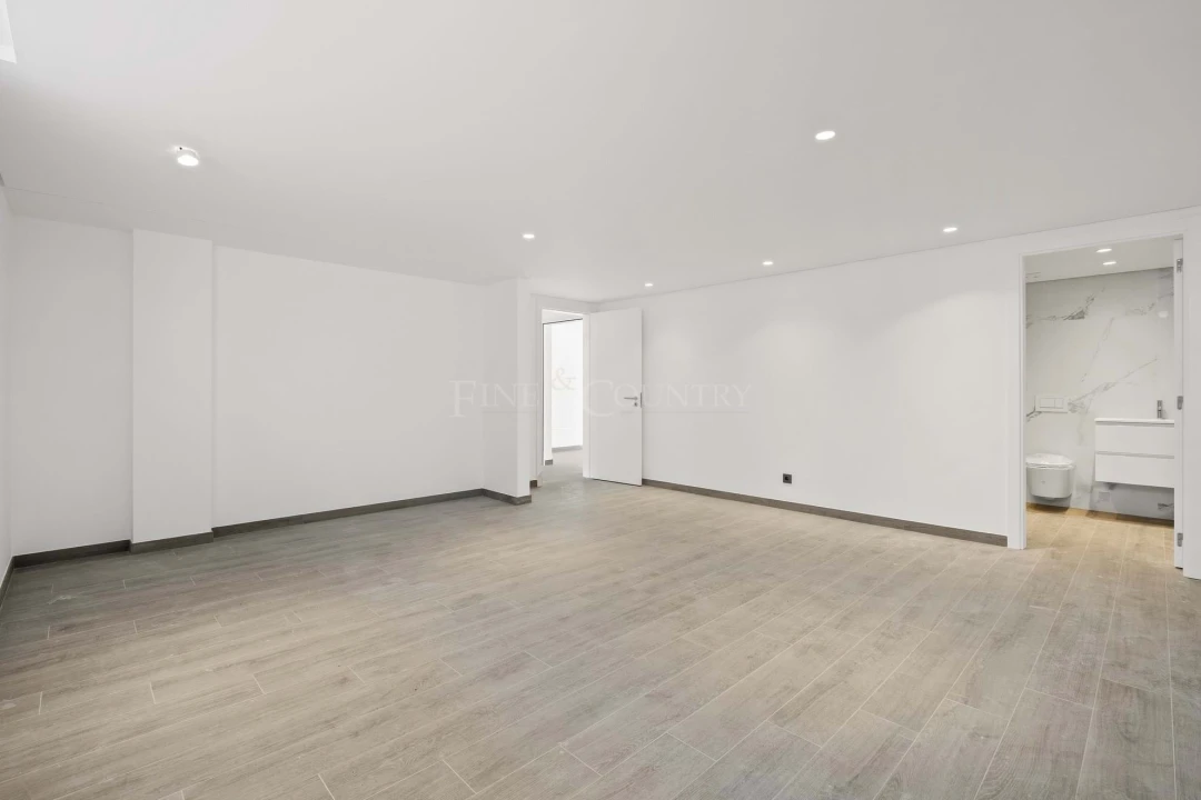 Apartamento T4 para Venda em Boliqueime Foto 38