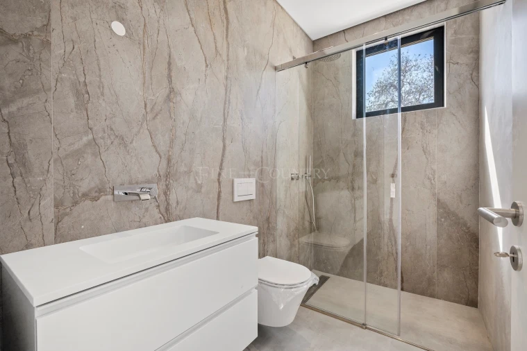 Apartamento T4 para Venda em Boliqueime Foto 32