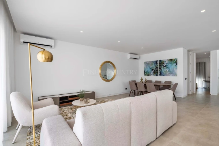 Apartamento T4 para Venda em Boliqueime Foto 9