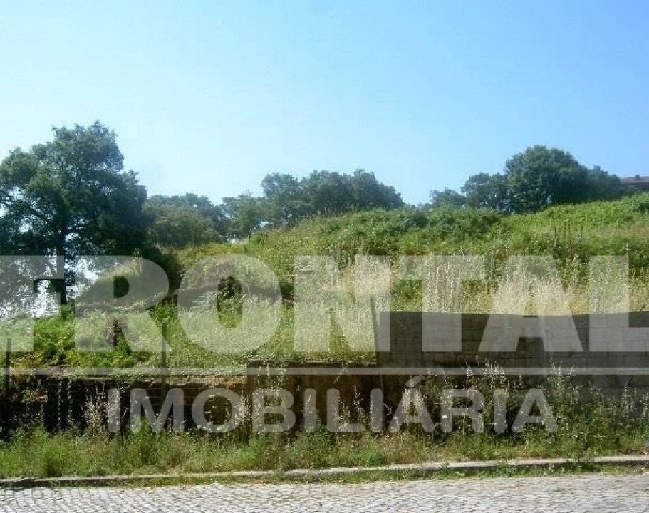 Terreno para Venda em Campanhã Foto 2