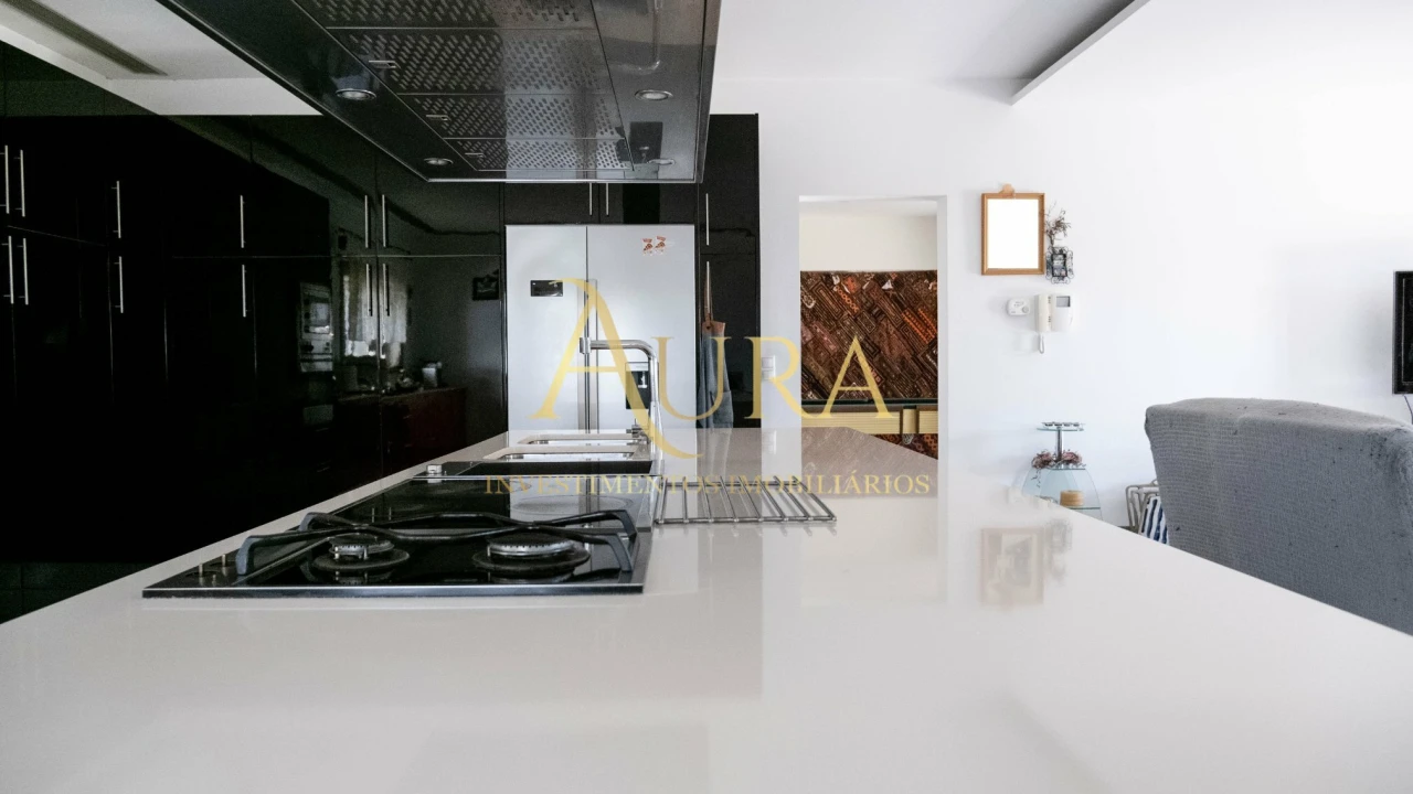 Moradia T5 para Venda em Eiriz Foto 19