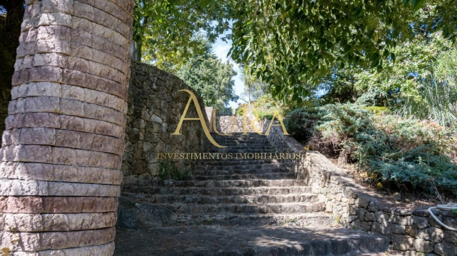 Moradia T5 para Venda em Eiriz Foto 12