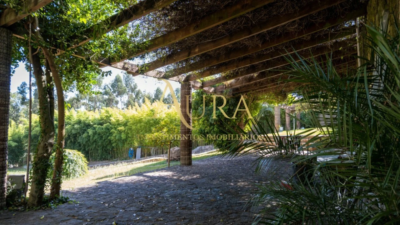 Moradia T5 para Venda em Eiriz Foto 10