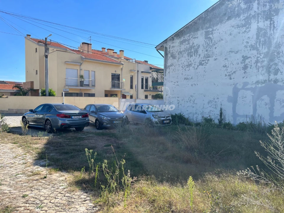 Terreno para Venda em Moreira Foto 3